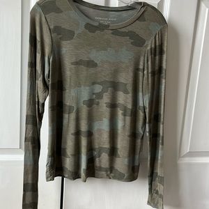 Long sleeve American Eagle sof and sexy slub.